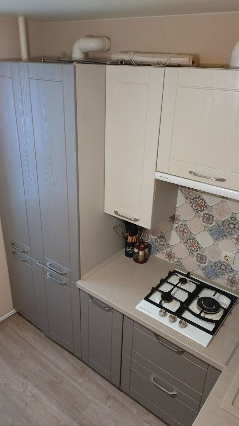 Продаётся просторная двухкомнатная квартира в Микрорайоне Северная Мыза. 

Идеальная планировка: изолированные комнаты и раздельный санузел.
Индивидуальное отопление,что является большим плюсом и позволяет экономить на коммунальных платежах.
В микрорайоне есть вся нужная инфраструктура - детский сад