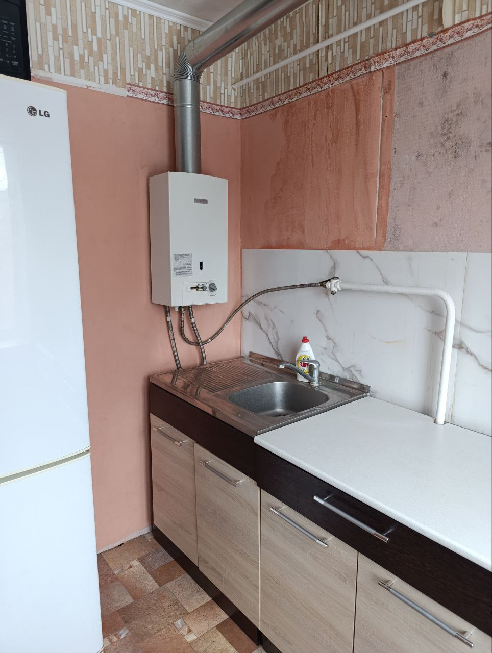 Сдается уютная 2 - комнатная квартира на длительный срок!

Преимущества квартиры:

Просторная квартира в тихом и зеленом районе. 
В квартире сделан косметический ремонт
Есть необходимая техника
Развитая инфраструктура (в пешей доступности остановка, детский сад во дворе).

Условия:
Ежемесячная плата