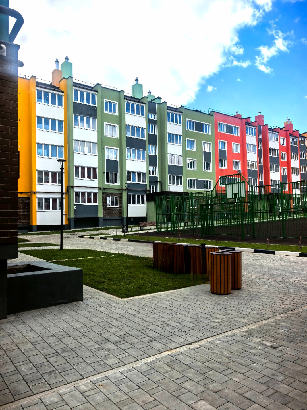 
Цена ниже чем у застройщика!
Реальная квартира!



Продается 3 ком. квартира в новом ЖК комфорт-класса НоваяТула!
Развивающийся микрорайон в экологически чистом районе, в 6 минутах от пр. Ленина.
Идеальное место для семей с детьми и тех, кто хочет жить с комфортом вдали от городского шума.

Пятиэта